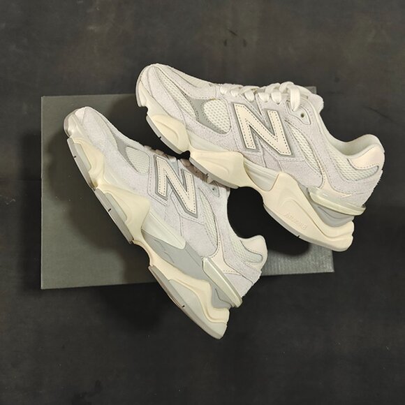 New Balance 9060 Low Quartz Grey - Picture 7 of 7